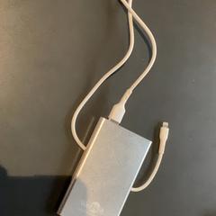 Adapter, gemeldet von MEININGER Hotel Leipzig Hauptbahnhof über iLost