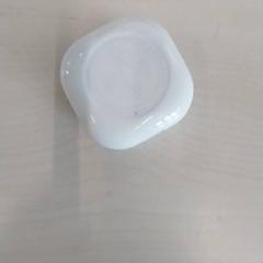 Headphone case wit, as reported by Arriva Limburg Zuid using iLost