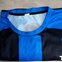 T shirt Blauw/zwart, as reported by Arriva Friesland / Groningen using iLost