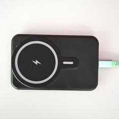 Powerbank, como reportado por Twisto utilizando o iLost