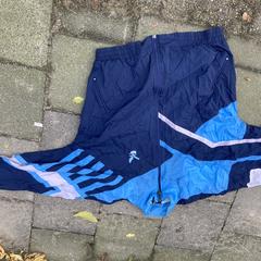 Trainingsjack blauw/lichtblauw MSC, gerapporteerd met iLost