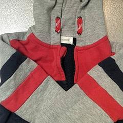 Gilet enfant, a été signalé par IKEA Arlon utilisant iLost