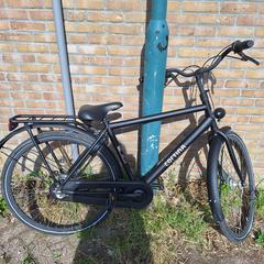 Zwarte jongens fiets, segundo informou a iLost