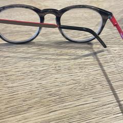 Eyeglasses, zoals gemeld door MEININGER Hotel Amsterdam City West met iLost