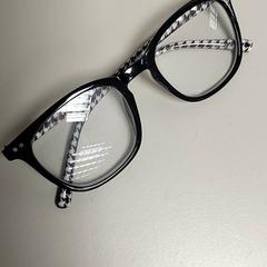 Lunettes - Leesbril, a été signalé par Regio West-Vlaanderen utilisant iLost