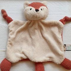 Coperta Beige/bruin vosje, come riportato da DierenPark Amersfoort utilizzando iLost