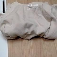 Hoddie, como reportado por IKEA Karlstad utilizando o iLost