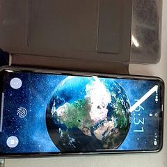 Telemóvel Noir Samsung, como reportado por IKEA Nantes utilizando o iLost