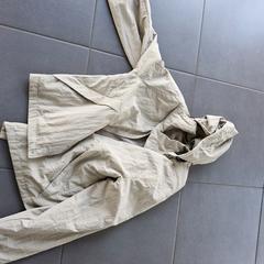 Dzseki beige primark, amint azt Regio Oost-Vlaanderen az iLost segítségével jelentette.