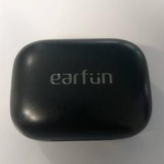 イヤホン Zwart がiLostで St. Antonius Ziekenhuis Utrecht によって報告されました