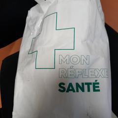 Saco de pharmacie, como reportado por TCL utilizando o iLost