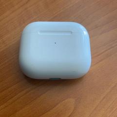 Custodia per airpods, come riportato da Arriva Achterhoek-Rivierenland utilizzando iLost