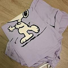Kleding snoopy がiLostで Ziekenhuis Oost-Limburg によって報告されました