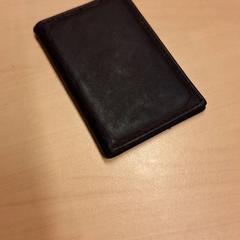 Titulaire de la carte, a été signalé par RET utilisant iLost