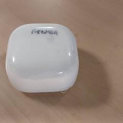 المنتجات الإلكترونية - Earpod case wit، كما تم الإبلاغ عنه بواسطة Regio Oost-Vlaanderen عبر iLost