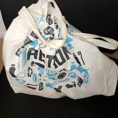 가방 - Draagtas, iLost를 사용하여 Regio Antwerpen - Brussel에 보고됨