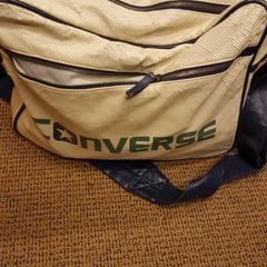 Tas, ha sido reportado por Gemeente Hilversum usando iLost