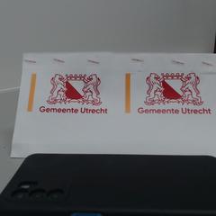 携帯電話 blauw Oppo がiLostで Gemeente Utrecht によって報告されました