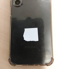 Smarthphone Zwart Samsung, como reportado por Regio Oost-Vlaanderen utilizando o iLost