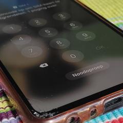 Samsung telefoon, jak bylo nahlášeno na iLost