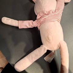 Cuddly toy, as reported by IKEA Paris Nord Roissy using iLost