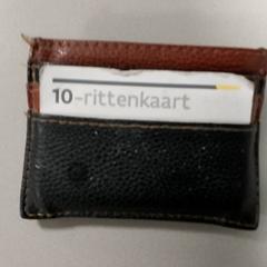 Kaartenhouder - ESLAYEN, zoals gemeld door Regio Antwerpen - Brussel met iLost