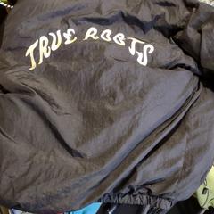 zwart damesjack Grmy snipes, true roots, gerapporteerd met iLost