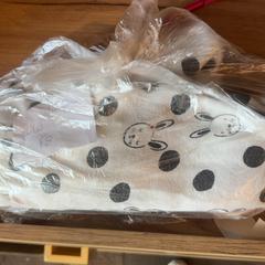 Baby sweater konijntjes, as reported by Attractie- & Vakantiepark Slagharen using iLost