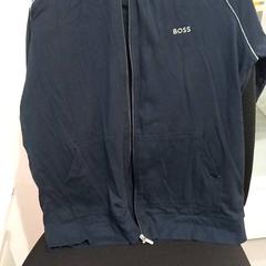 방석 Vest donker blauw HugoBoss, iLost를 사용하여 allGo Almere에 보고됨