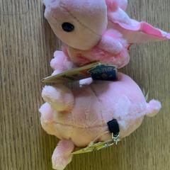 Medvídek Pink, jak nahlášeno MEININGER Hotel Berlin East Side Gallary pomocí iLost