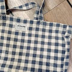 Taška Tote bag a carreaux, jak nahlášeno IKEA Lille pomocí iLost