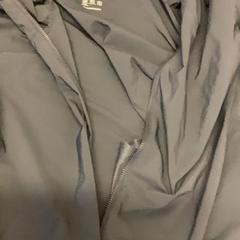 Veste, a été signalé par MEININGER Hotel Brussels City Center utilisant iLost