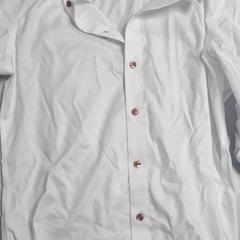 Bluza wit, zgłoszono przez Haven Hotel Rotterdam przy użyciu iLost