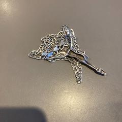 Halsband Sliver, rapporterat av Ramada by Wyndham Amsterdam Airport Schiphol med iLost