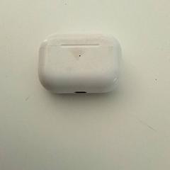 Headphone case, as reported by ilévia using iLost