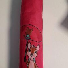 Deštník Roze, jak nahlášeno Dolfinarium pomocí iLost