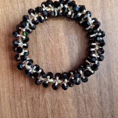 Bracelet, as reported by Qbuzz DMG using iLost