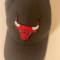 Txapel Chicago bulls, gisa salatu by Pathé Schiedam iLost erabiliz