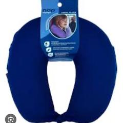 blue travel pillow, segons s'ha informat a iLost