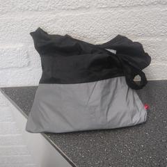 Tasje (grijs/zwart), zoals gemeld door Syntus Midden-Overijssel met iLost