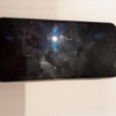 Mobiltelefon noir Samsung, som rapportert av TCL ved bruk av iLost