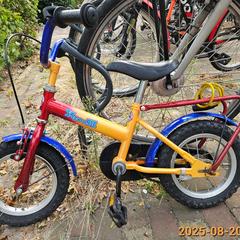 Children's bike Yipeeh geel rood, as reported by Gemeente Heemstede using iLost