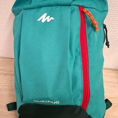 Backpack Sac à dos avec gourdes, as reported by IKEA Montpellier using iLost
