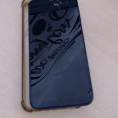 Phone zwart Samsung, as reported by Walibi Holland using iLost