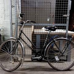 Sykkel novy Zwart/grijs, som rapportert av Fietsdepot Hasselt ved bruk av iLost