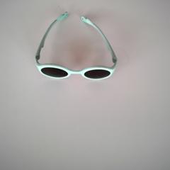 Gafas de sol, segundo informou Twisto usando iLost