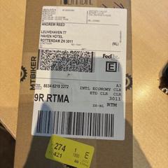 Pacchetto Bruin pakketje, come riportato da Haven Hotel Rotterdam utilizzando iLost
