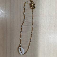 Pegar Bracelet, segundo informou IKEA Orléans - Ardon usando iLost