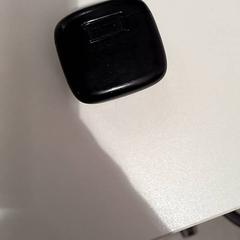 Estuche de airpods, ha sido reportado por allGo Almere con iLost