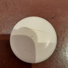 Caixa para airpods blanc, como reportado por TCL utilizando o iLost